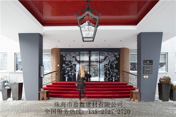 空间创意:巧用玻璃隔墙和推拉门